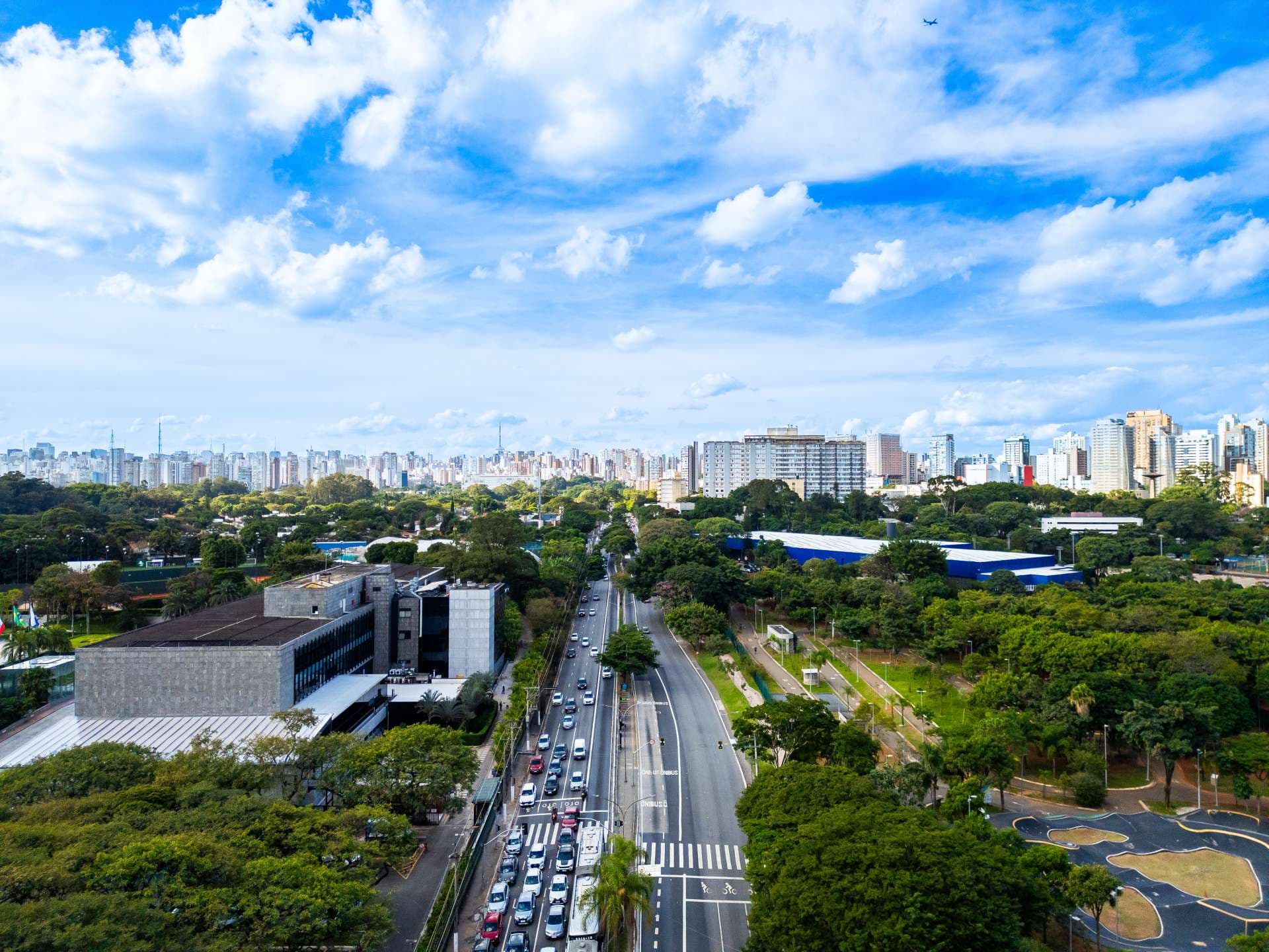 Av. Indianópolis